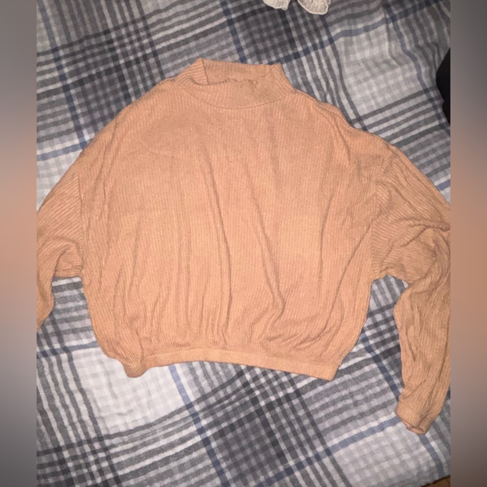 Crew neck sweater